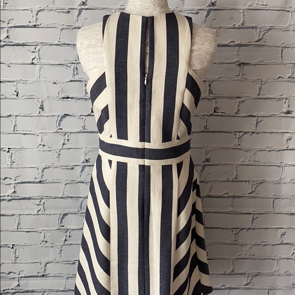 Dex chambray stripe dress - Picture 3 of 5